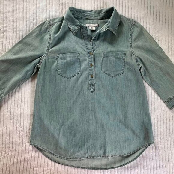 Women's Size Med Petite Liz Claiborne Denim 1/4 Button Pullover - Picture 1 of 10